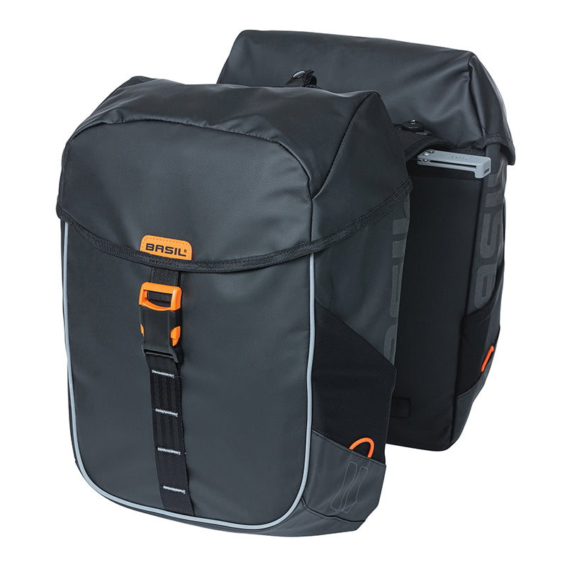 Sacoche Arrière Vélo Double Basil Miles Waterproof 34L Noir-Orange Pour Systeme Mik 2.0 Sur Porte Bagage (Compatible Avec 211726 Inclus) (37X13X25 cm)
