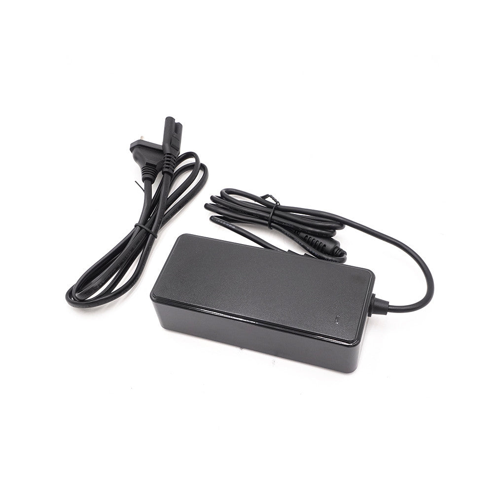 36V - 42V / 2A Xiaomi charger (RCA connector) en situation