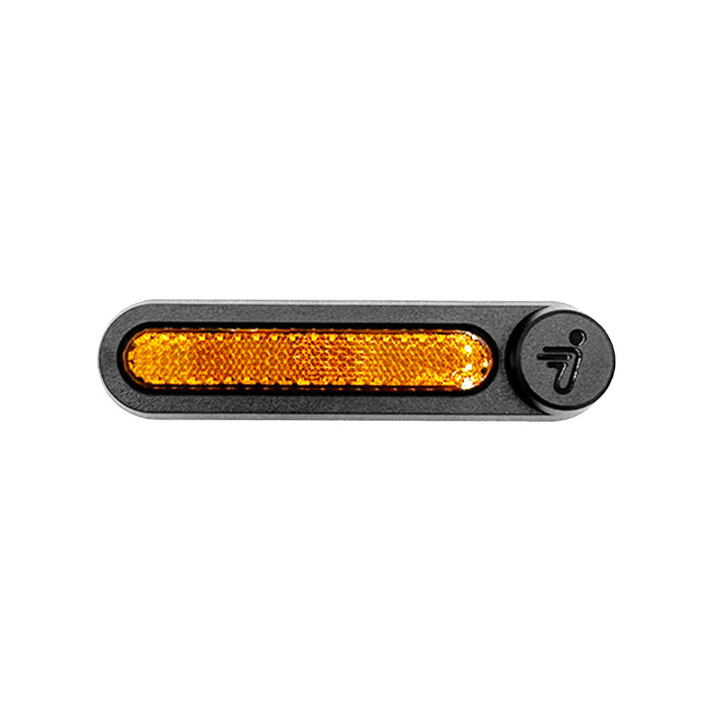 Reflector screw cover right Ninebot Segway F2 / F2 Plus / F2 Pro en situation