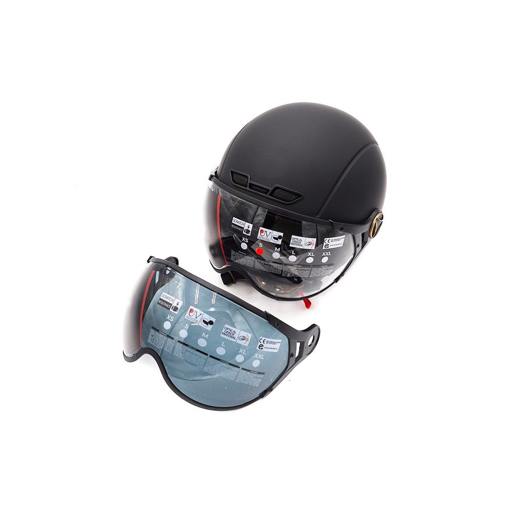 Matte black JET helmet (sizes XS to XXL) en situation