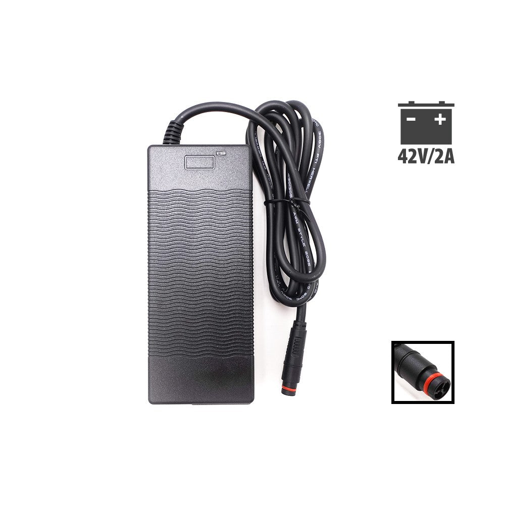 Chargeur batterie Nakamura 3 pins 42V 2A en situation
