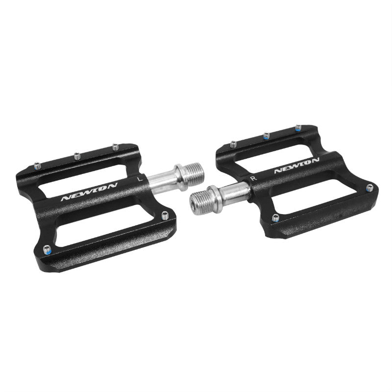 Pédale VTT Plateforme Descente - BMX Newton Noir A Roulements Alu Cnc Filetage 9-16 Avec Picots Argent (Paire) 101X81 mm