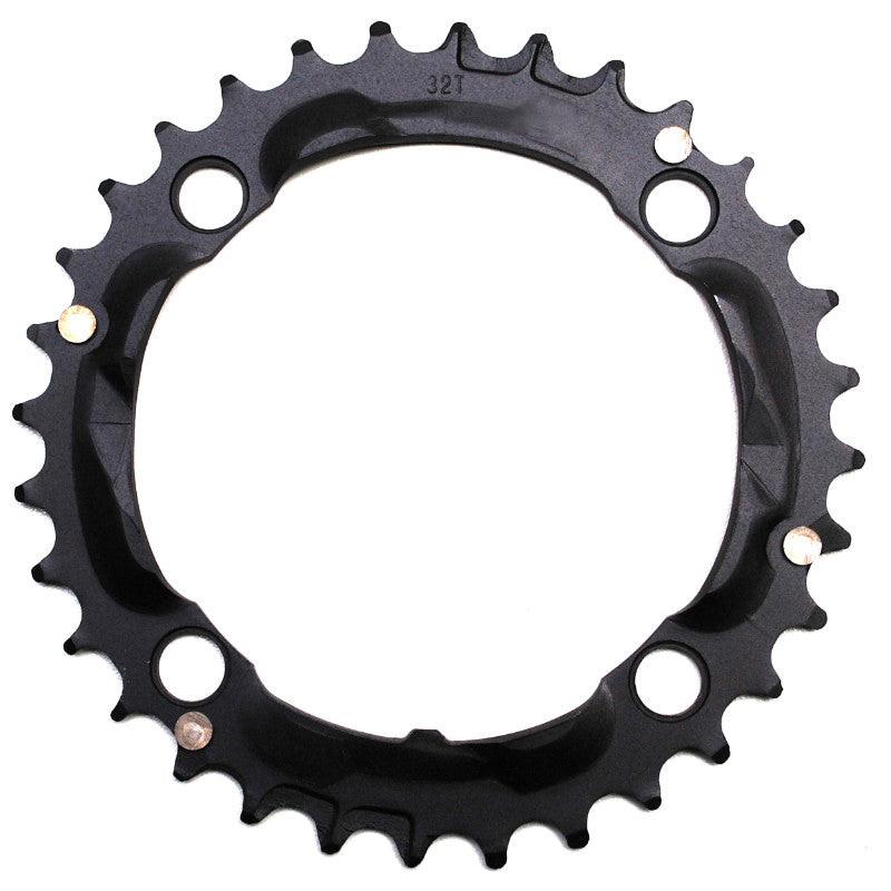 Plateau VTT 4 branches Ø 104 Stronglight Triple 32 dents Milieu Noir Alu 8-9V.