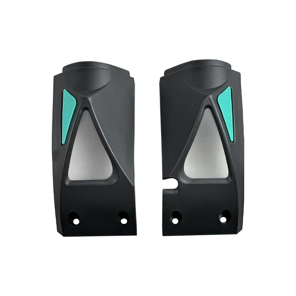 Plastic front deck covers Vsett 9 (x2 pcs) en situation