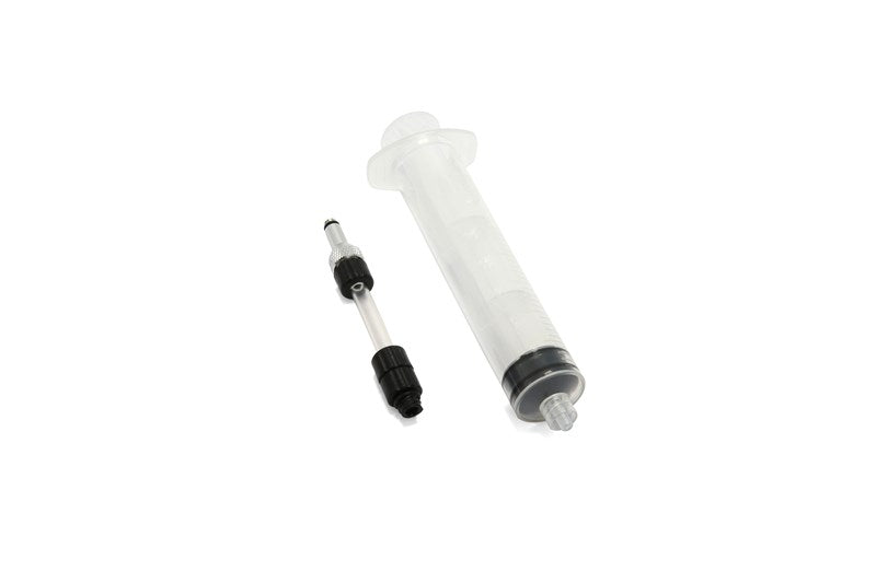Hope RX4 Bleed Syringe Dot Fluid en situation