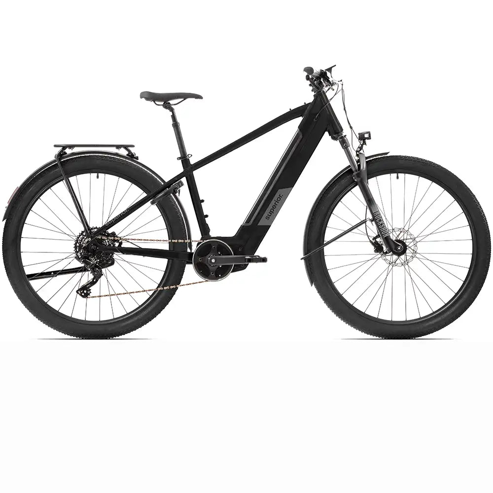 SUV électrique Superior eRX 6.3 Sport Drive 500Wh en situation