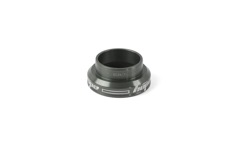 Hope 07 Conventional Bottom Cup Smoke en situation