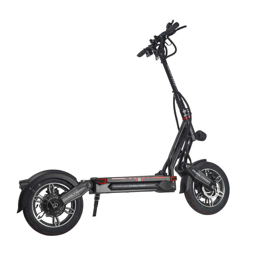 Trottinette Électrique Dualtron New City 60V en situation