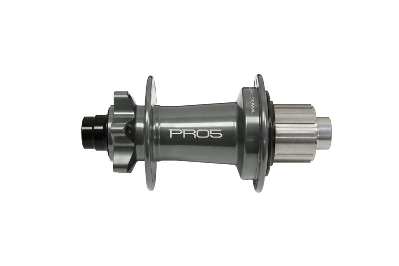 Hope Pro 5 Rear Trials SS 36H 142 x 12mm Smoke en situation