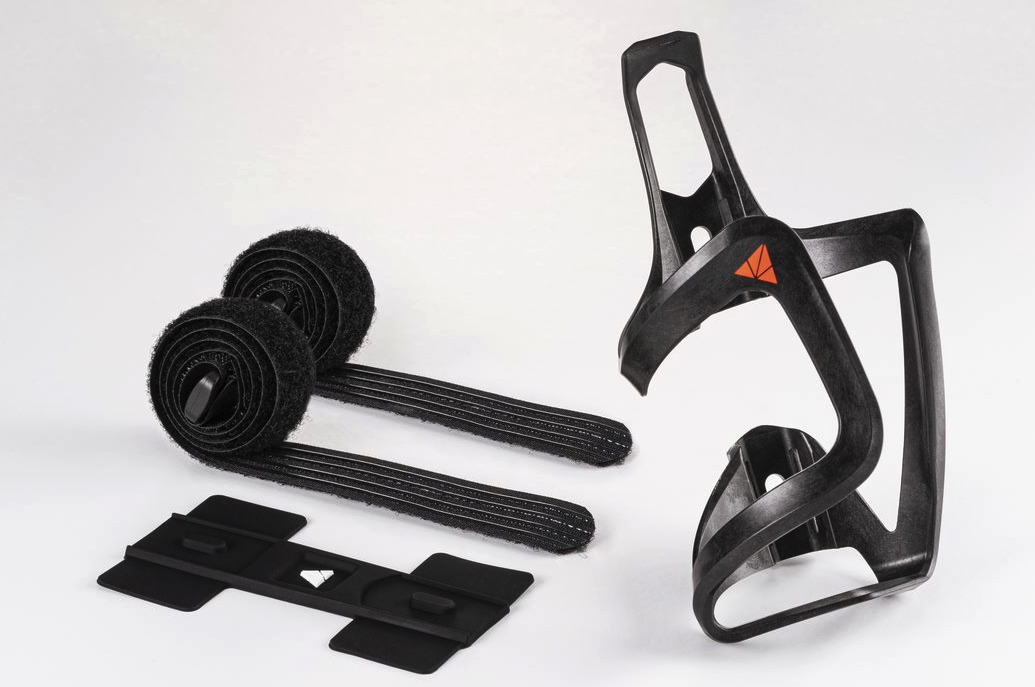 Porte bidon Granite AUX Carbon noir mat, avec Strap montage sans fixation porte bidon