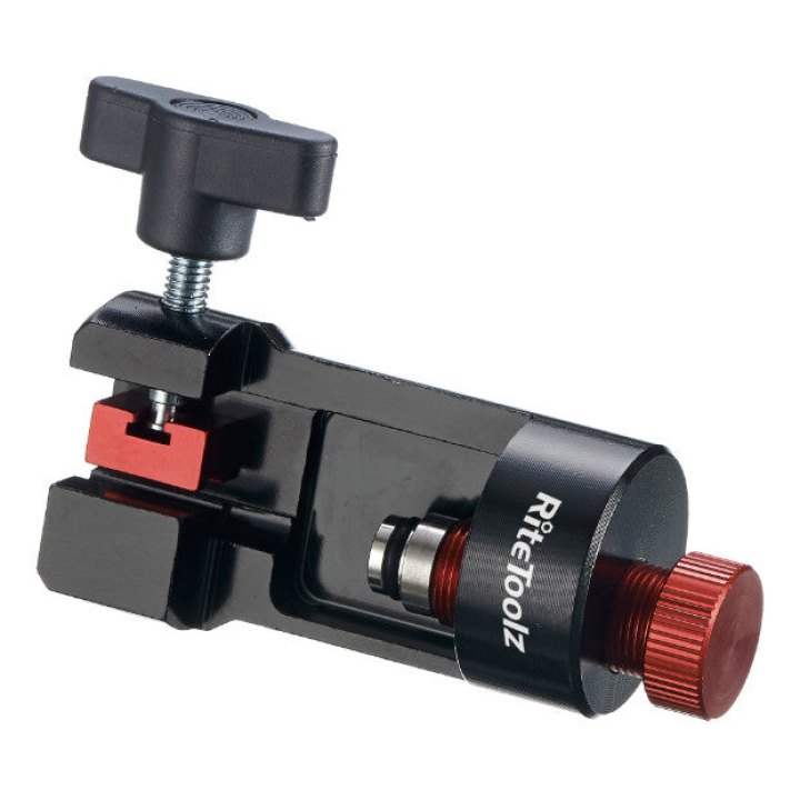 Outil Mise En Place Des Inserts Dans Les Durites Hydraulique -P2R-