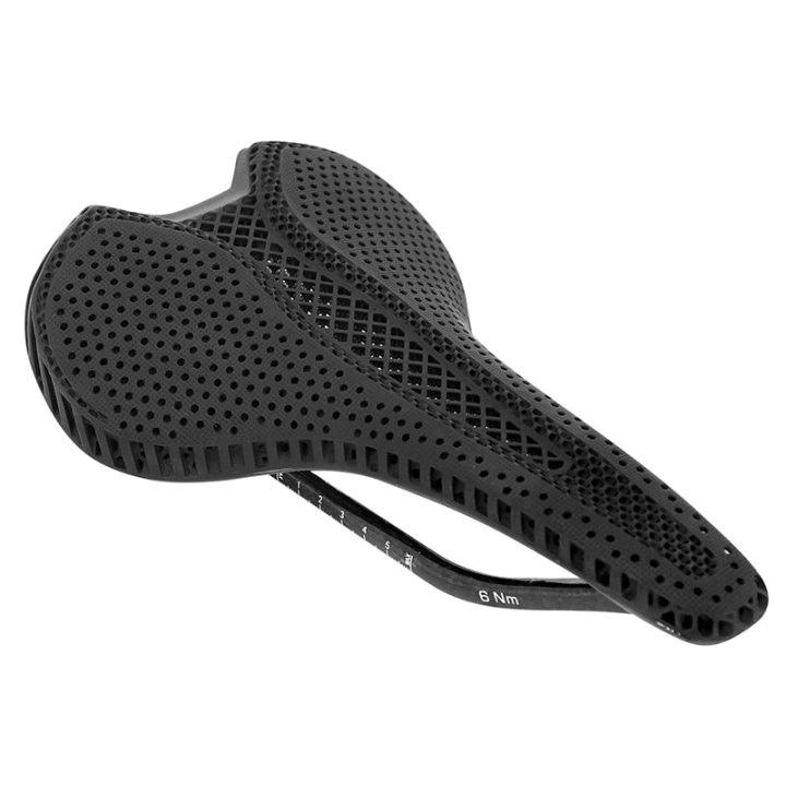 Selle 3D Carbone T802 Noir 245X155 Rail Carbone Brillant Poids 236G (Poids Max 130 Kg) -Newton-