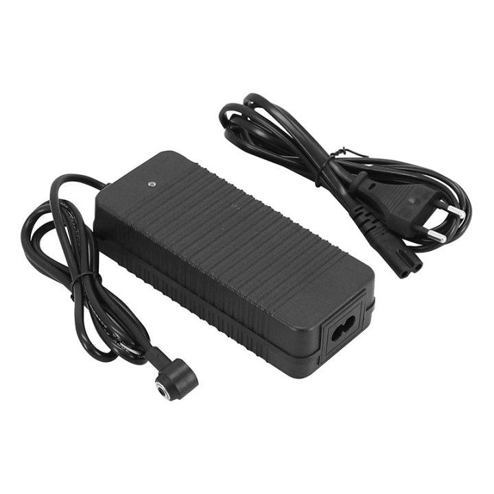 Chargeur De Batterie Trottinette Compatible Xiaomi Mi 4 Pro 41V 2A (Connecteur Magnetique) -P2R-